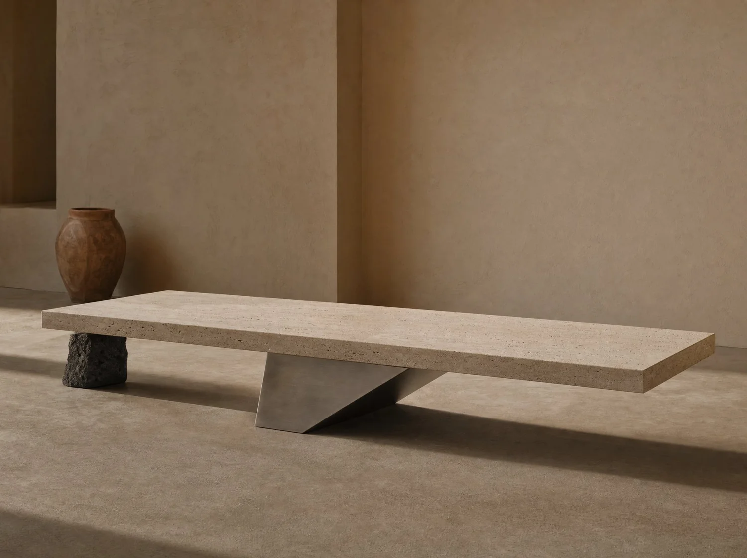 Mesa de centro "Cuña" travertino y acero